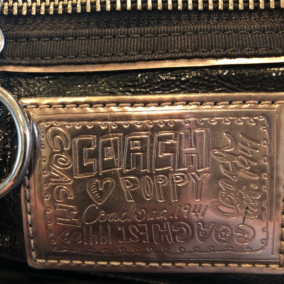 Coach Patent leather purse - Picture 2 of 8